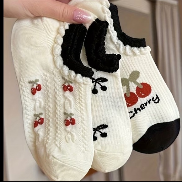 Accessories - 3 pairs of cherry socks